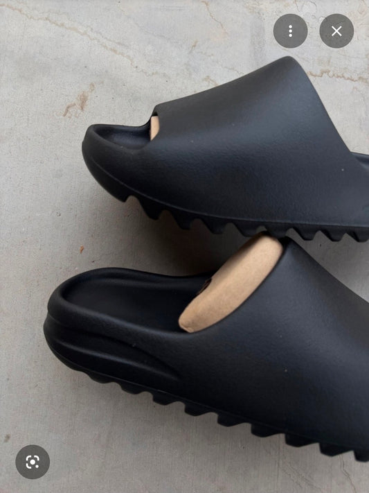YS-01 Slides Black on Black